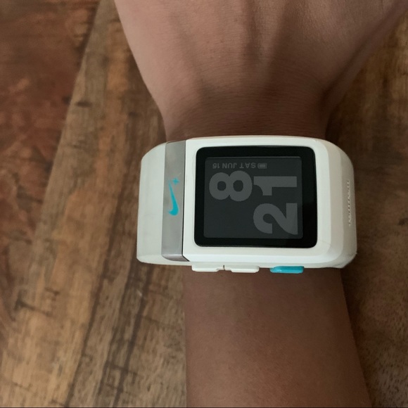 Nike+ Running Watch with GPS - Picture 2 of 12